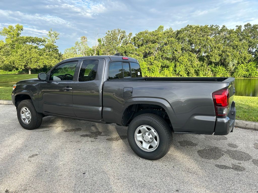 Thumbnail: 2023 Toyota Tacoma - 3