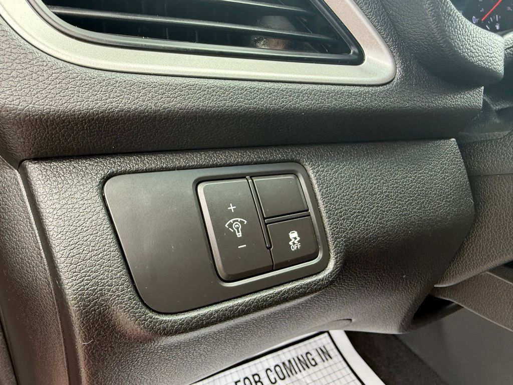 Thumbnail: 2019 Hyundai Accent - 11