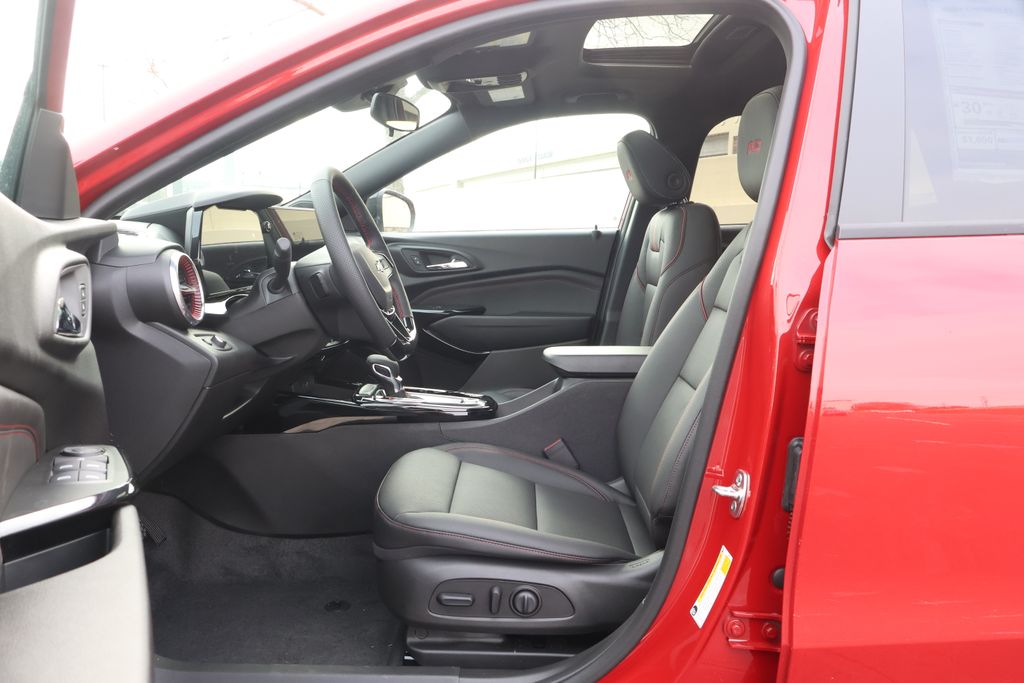 Thumbnail: 2026 Chevrolet Trax - 14