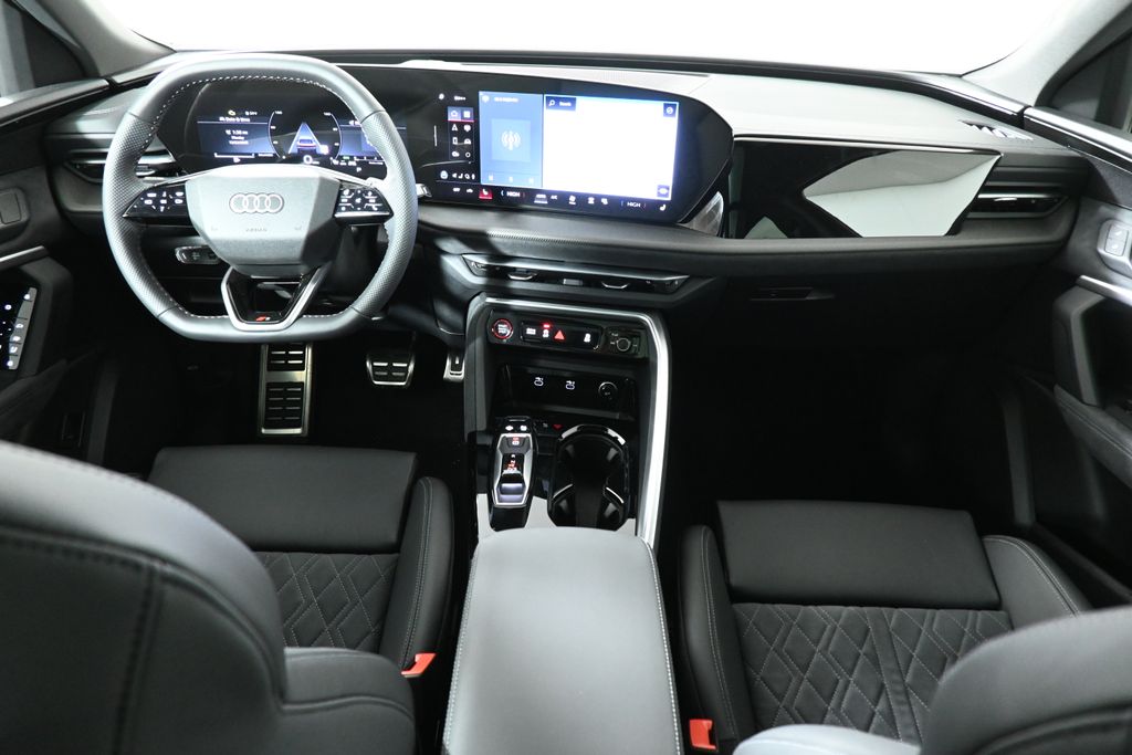 Thumbnail: 2025 Audi SQ5 - 4