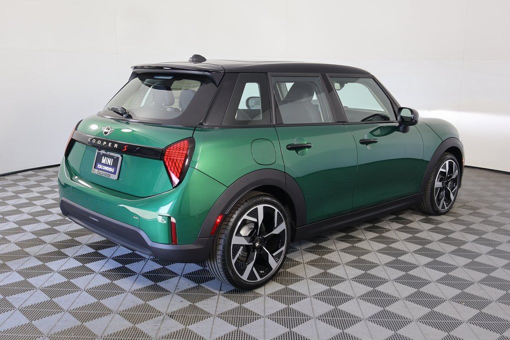 Thumbnail: 2026 MINI Cooper - 2