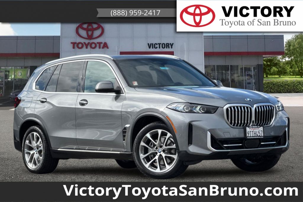 Skyscraper Gray Metallic 2026 BMW X5 SUV / Crossover Rear-Wheel Drive 8-Speed Automatic