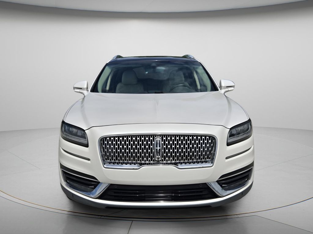 2019 Lincoln Nautilus - $15,475