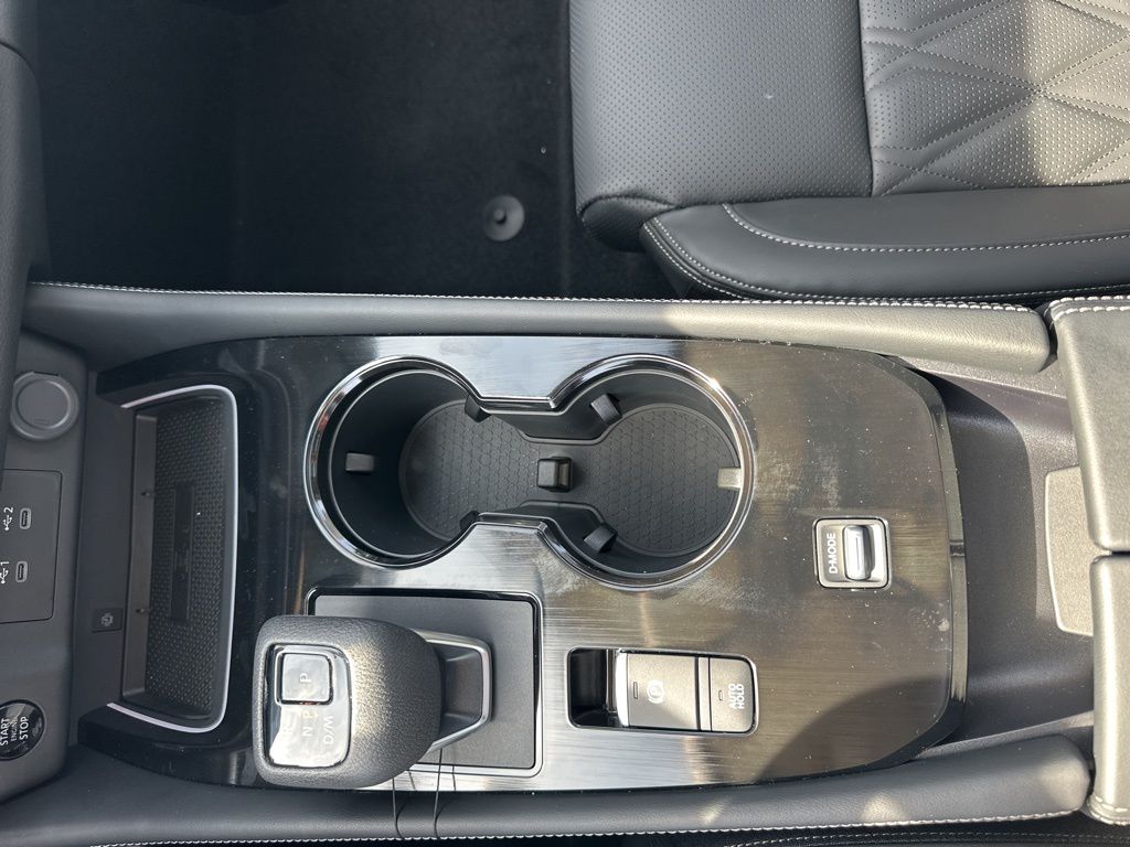 2025 Super Black Nissan Rogue Platinum FWD SUV