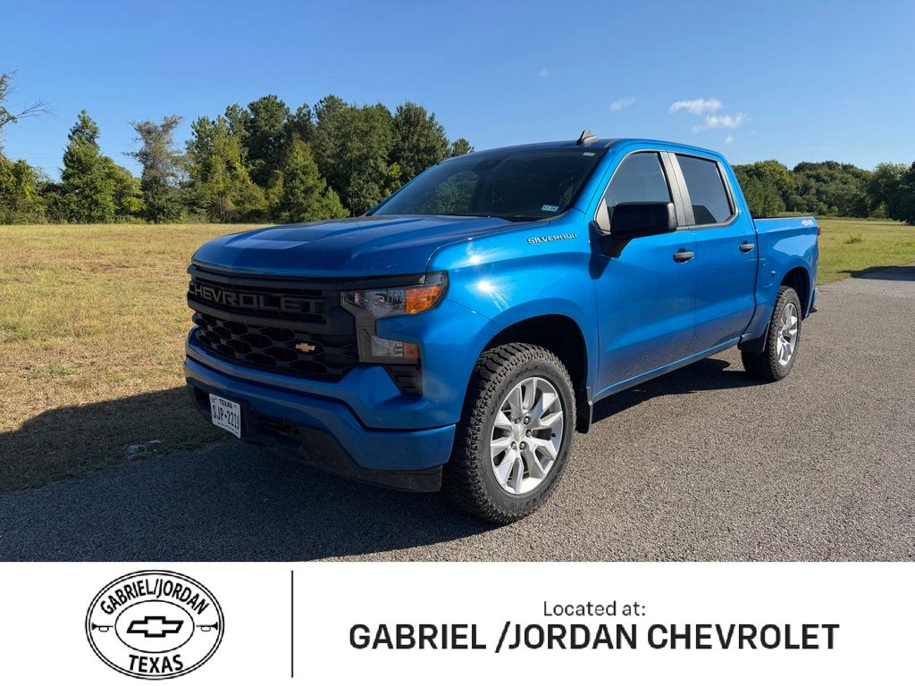 Glacier Blue Metallic 2022 Chevrolet Silverado 1500 Pickup Truck Four-Wheel Drive 8-Speed Automatic