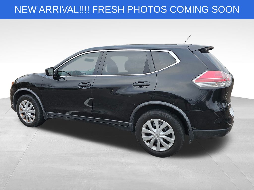 2016 Nissan Rogue S 4