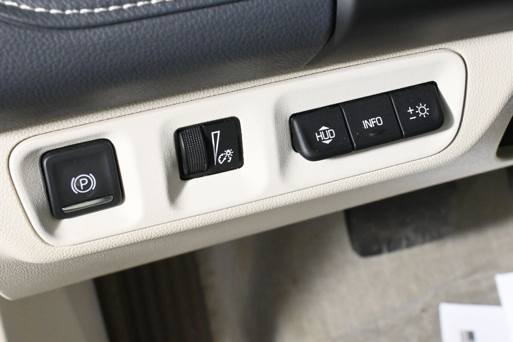 Thumbnail: 2023 GMC Acadia - 27