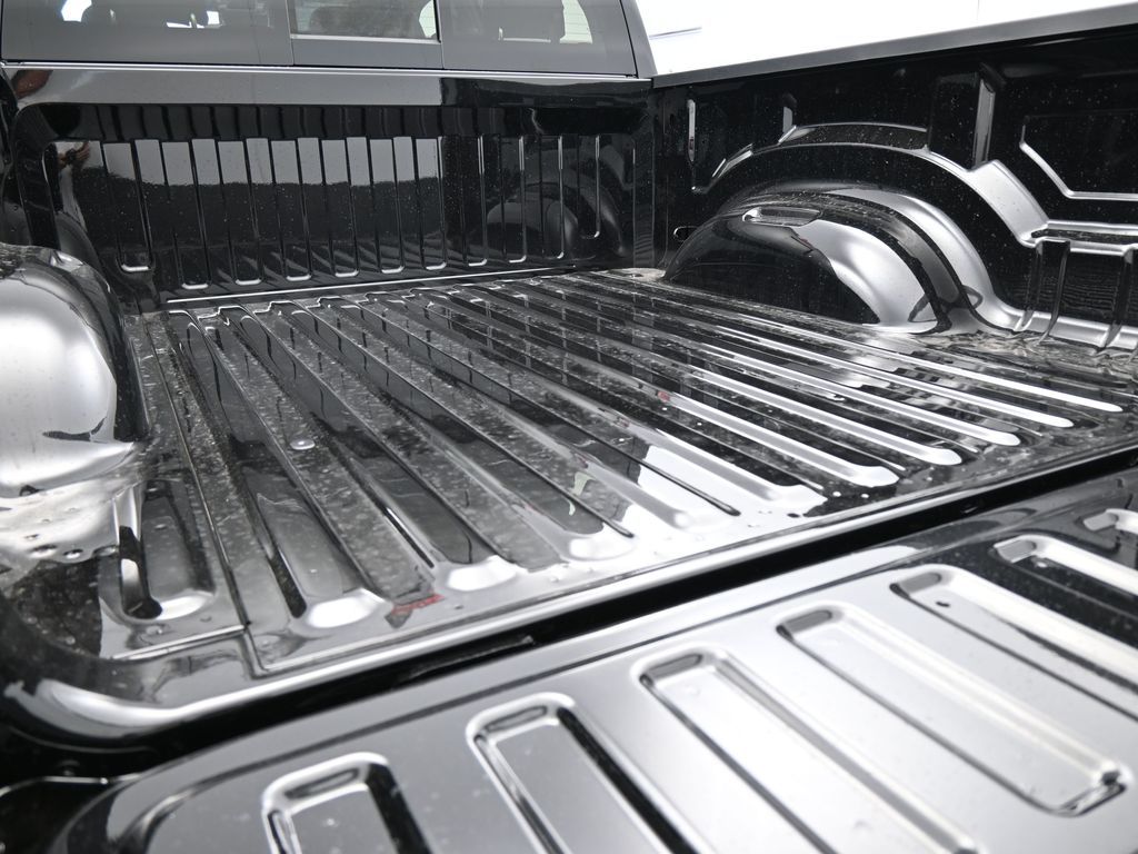 New 2026 Diamond Black Crystal Pearlcoat Ram Big Horn/Lone Star image 36