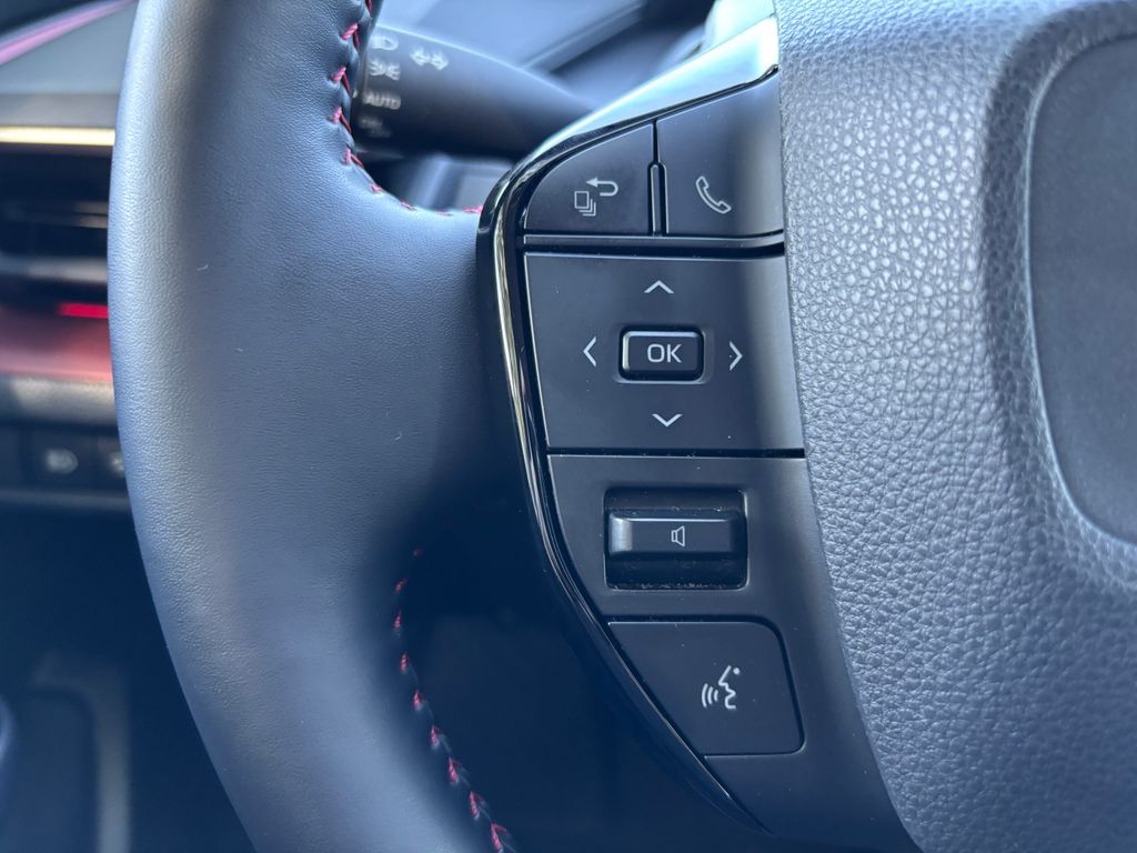 Thumbnail: 2023 Toyota Prius Prime - 11