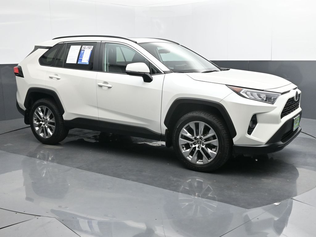 2021 Toyota RAV4 XLE Premium