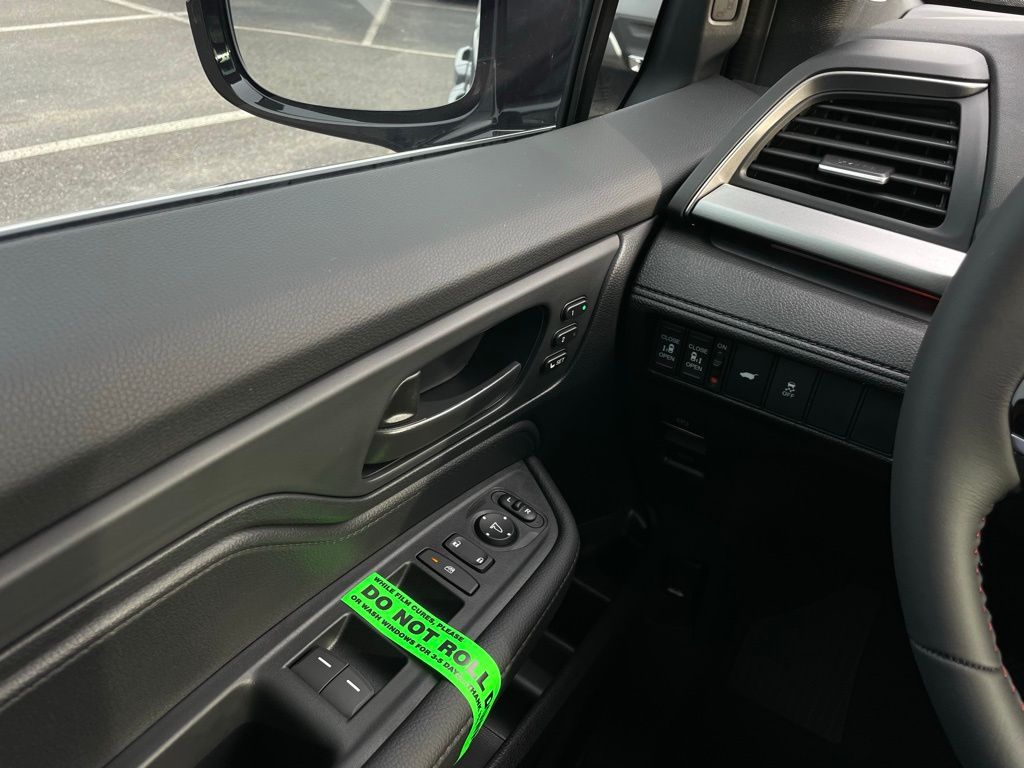 Thumbnail: 2026 Honda Odyssey - 23