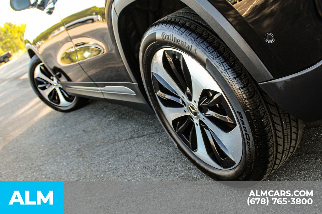 Used 2025 Black Mercedes-Benz GLA 250 image 15