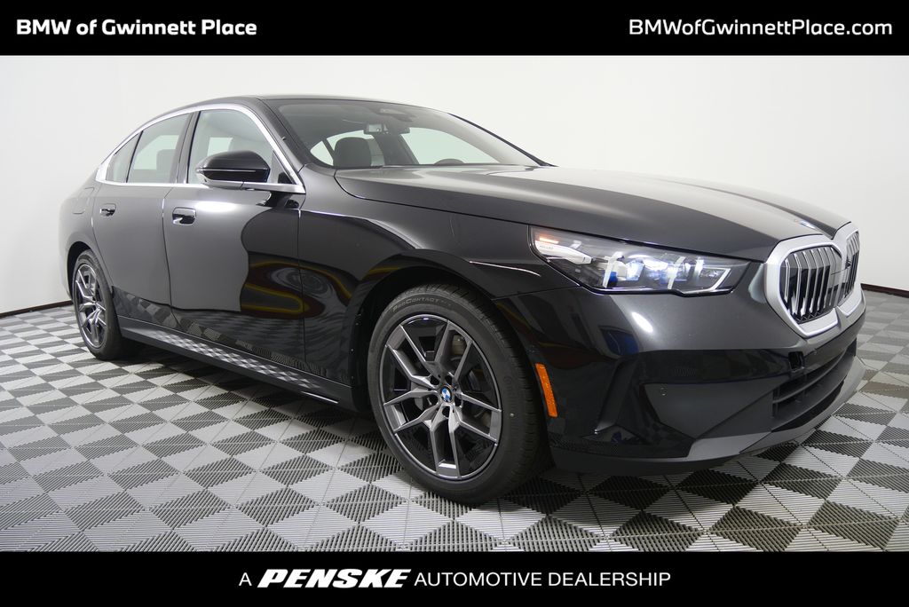 Thumbnail: 2026 BMW 5 Series - 1