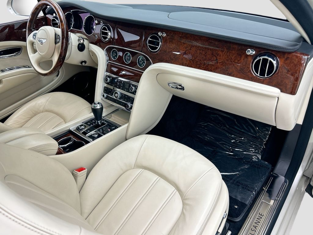 Thumbnail: 2016 Bentley Mulsanne - 17