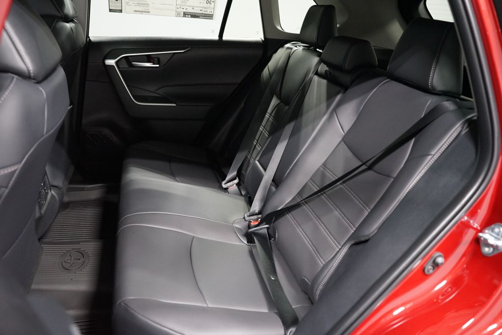 Thumbnail: 2025 Toyota RAV4 - 28