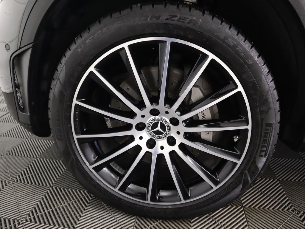 Thumbnail: 2022 Mercedes-Benz GLC - 30