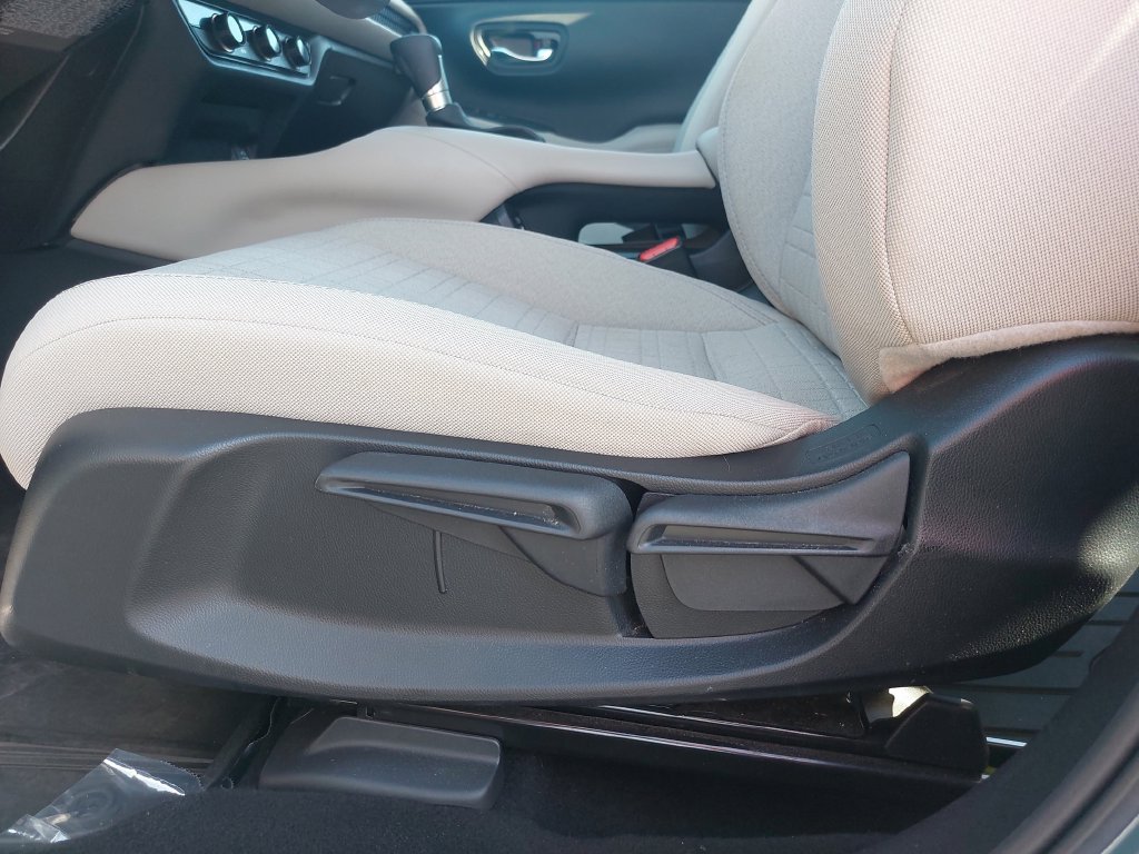 Used 2025 Honda HR-V SUV