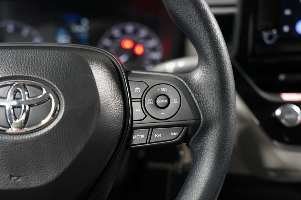 Thumbnail: 2025 Toyota Corolla - 13