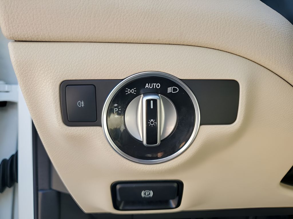 Used Car 2016 Mercedes-benz Gla  Gla 250 For Sale Under $20,000 In Austin, Texas