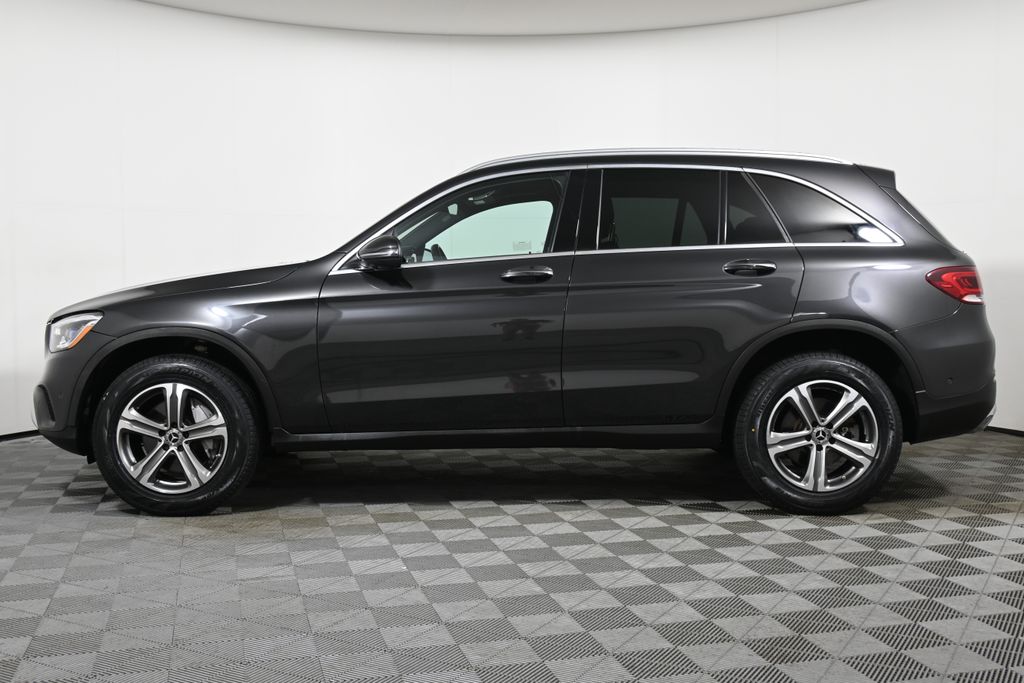 Thumbnail: 2022 Mercedes-Benz GLC - 2