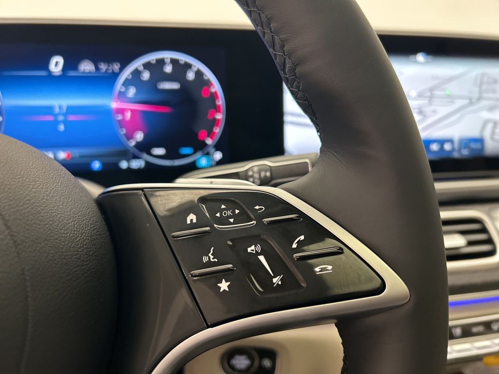 Thumbnail: 2026 Mercedes-Benz GLE - 15