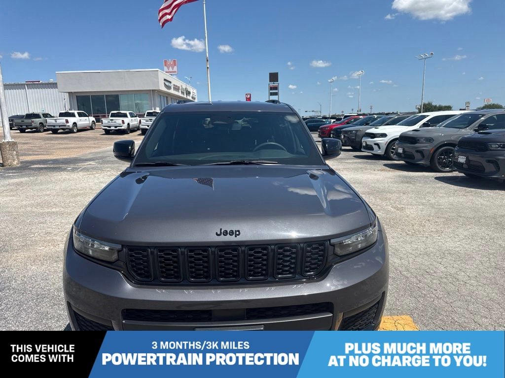  2023 Jeep Grand Cherokee L Altitude 4WD   