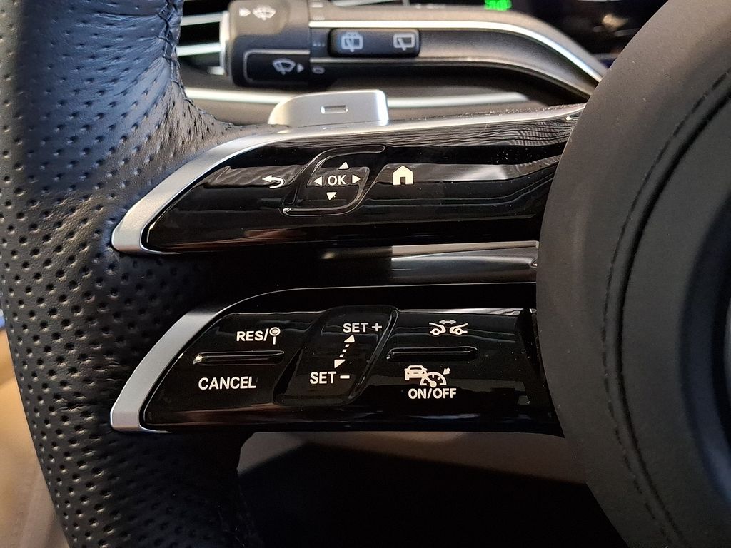 Thumbnail: 2026 Mercedes-Benz GLS - 14