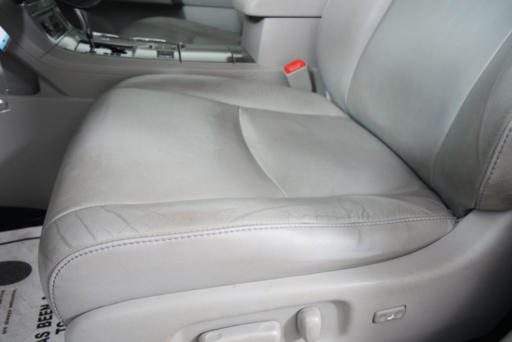 Thumbnail: 2012 Toyota Highlander - 5