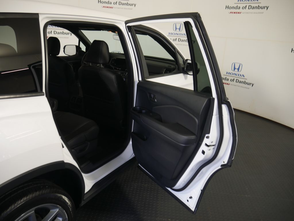 Thumbnail: 2022 Honda Passport - 8