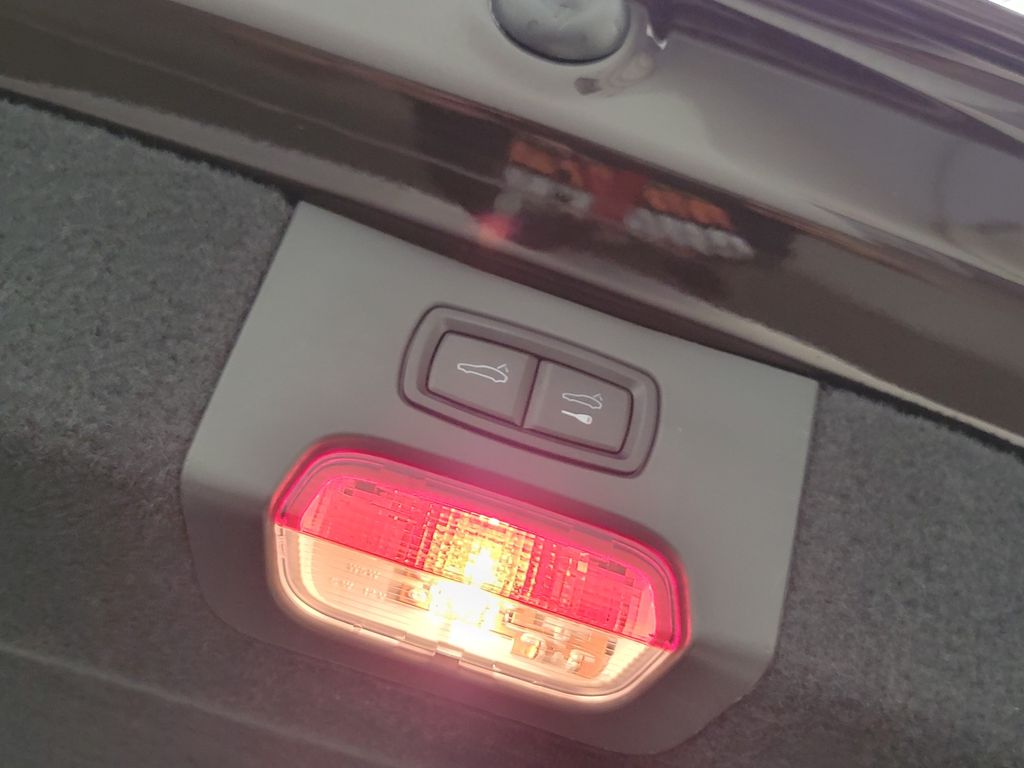 Thumbnail: 2017 Porsche Cayenne - 9