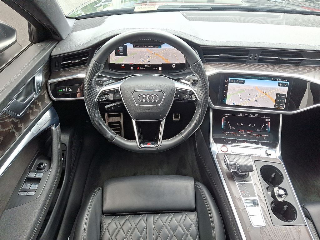 Thumbnail: 2020 Audi S6 - 11
