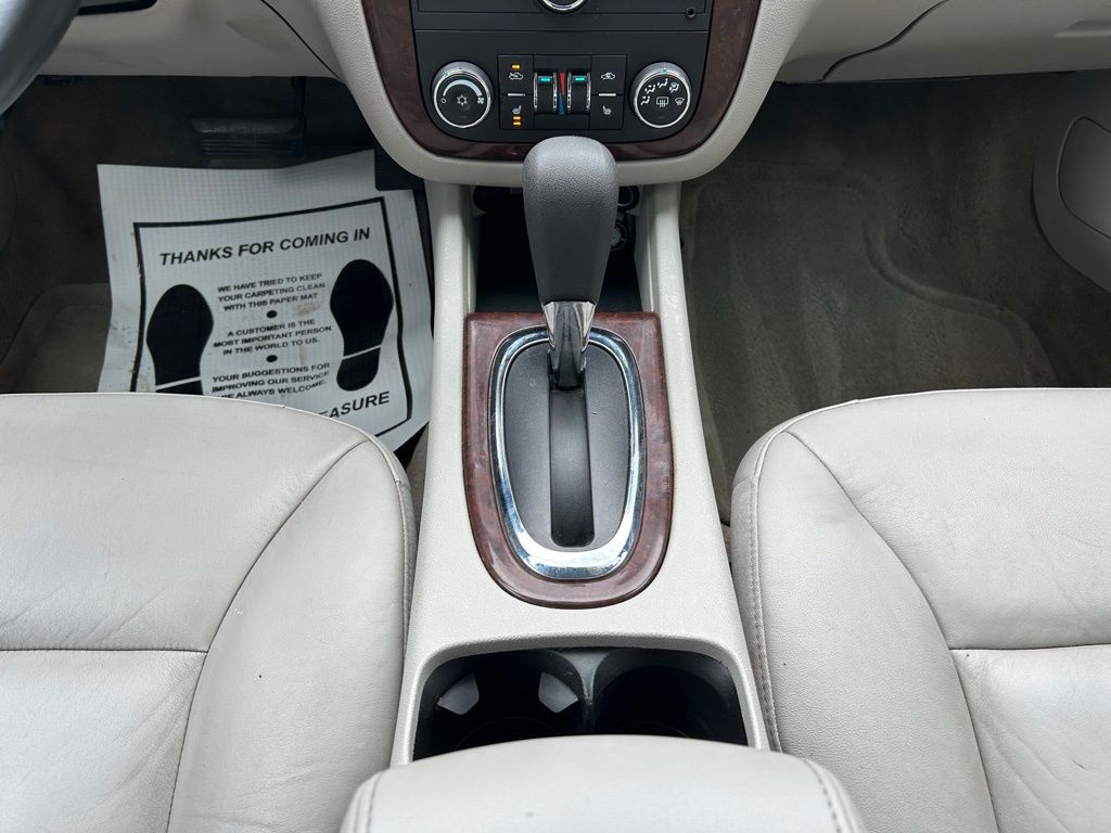 2011 Chevrolet Impala LTZ 14