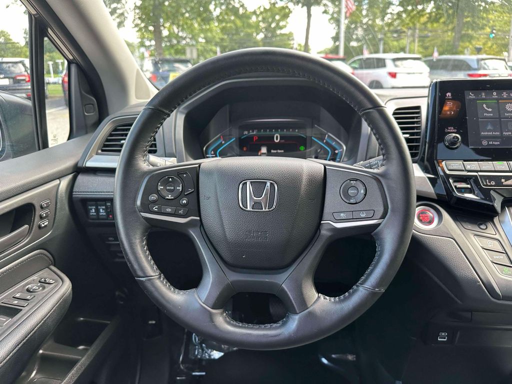 Used 2023 Honda Odyssey Van