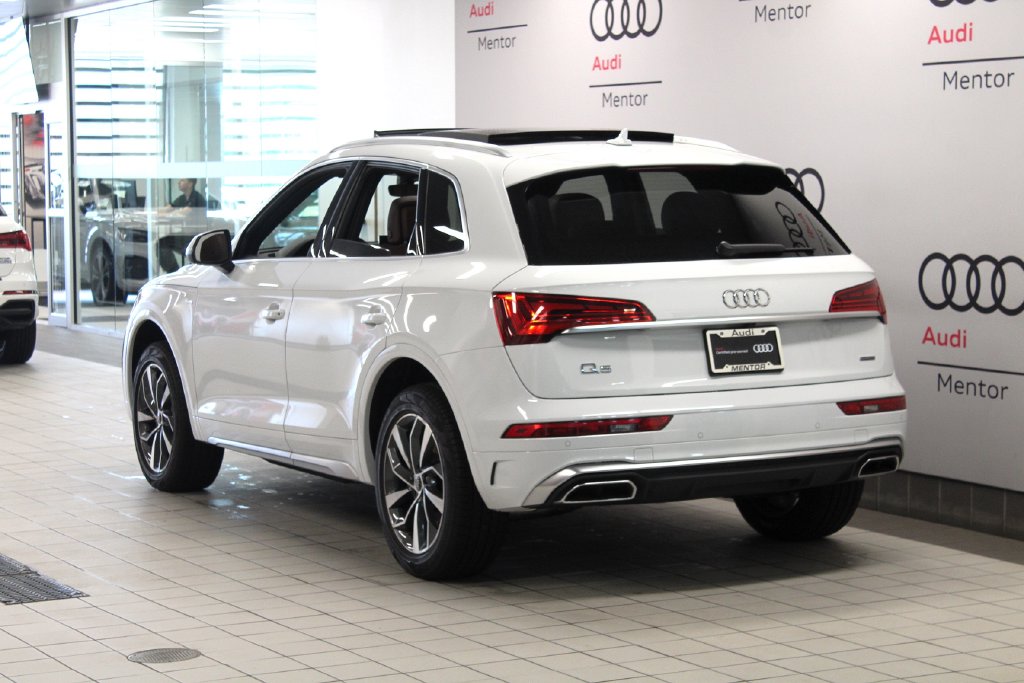 Thumbnail: 2024 Audi Q5 - 4