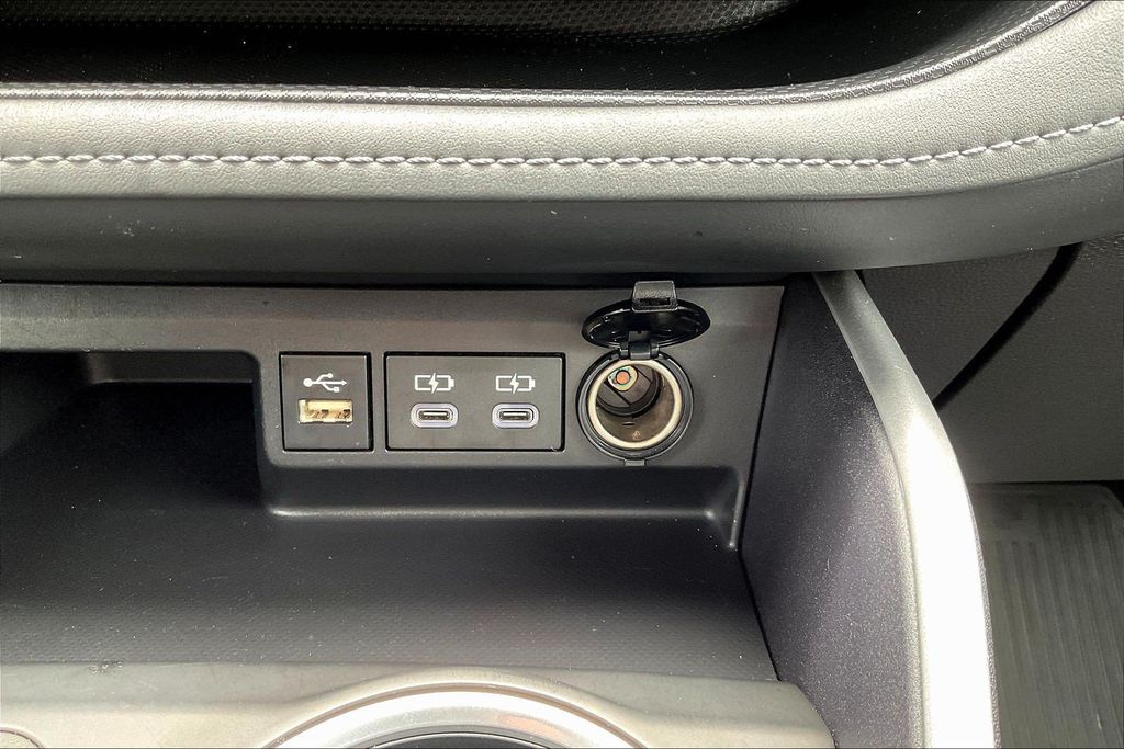 Used 2023 Toyota Highlander SUV