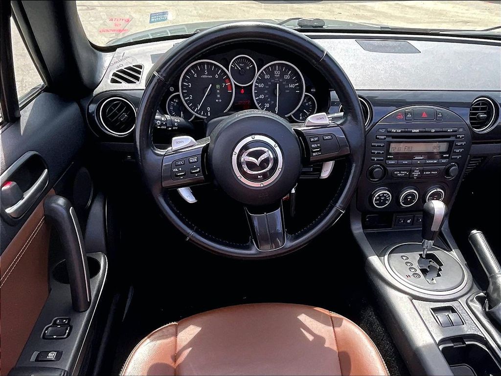 2013 Mazda Miata — photo 17