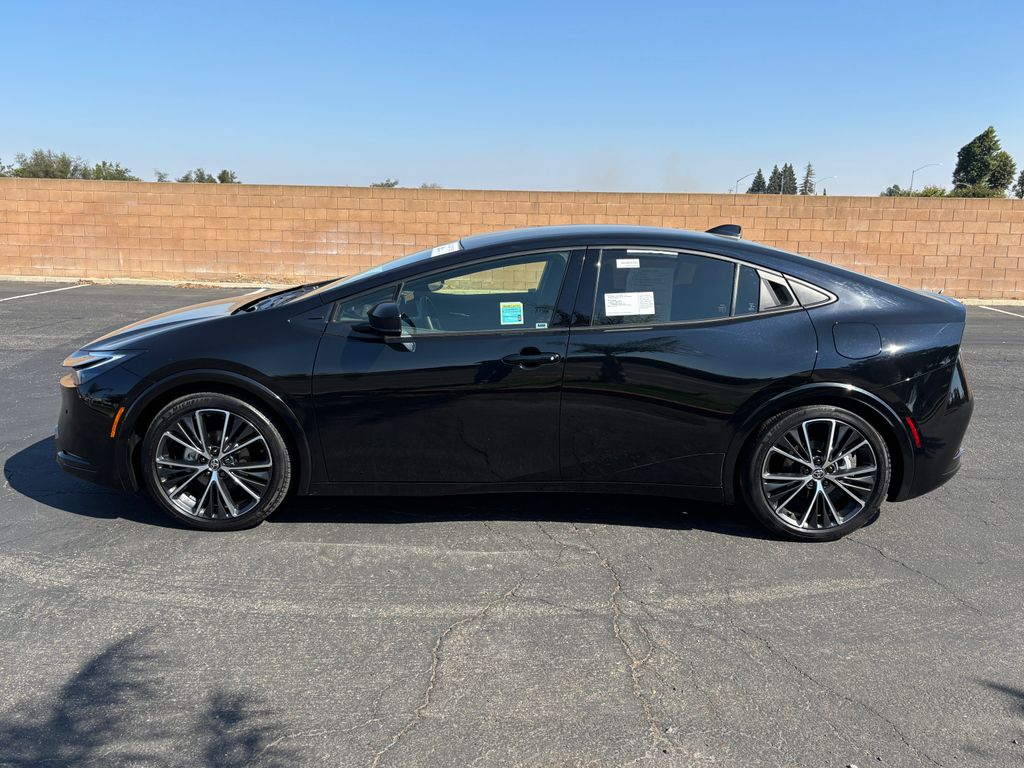 Thumbnail: 2025 Toyota Prius - 7