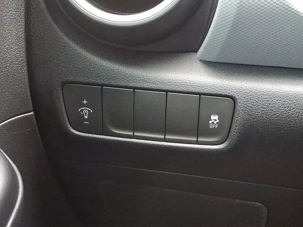 Thumbnail: 2018 Hyundai Kona - 22