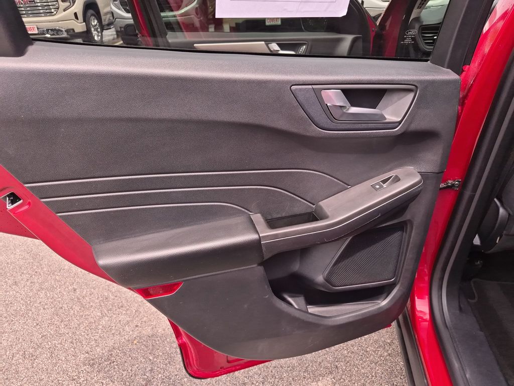 Used Car 2021 Ford Escape  Se For Sale Under $20,000 In Austin, Texas