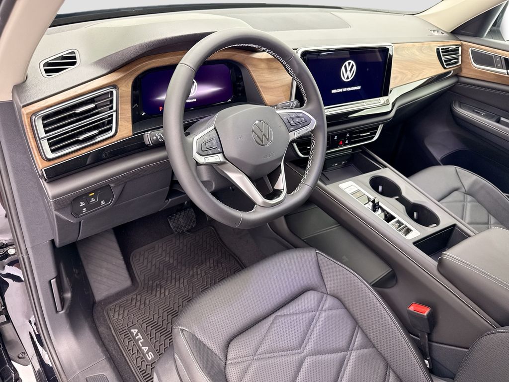 Thumbnail: 2026 Volkswagen Atlas - 9