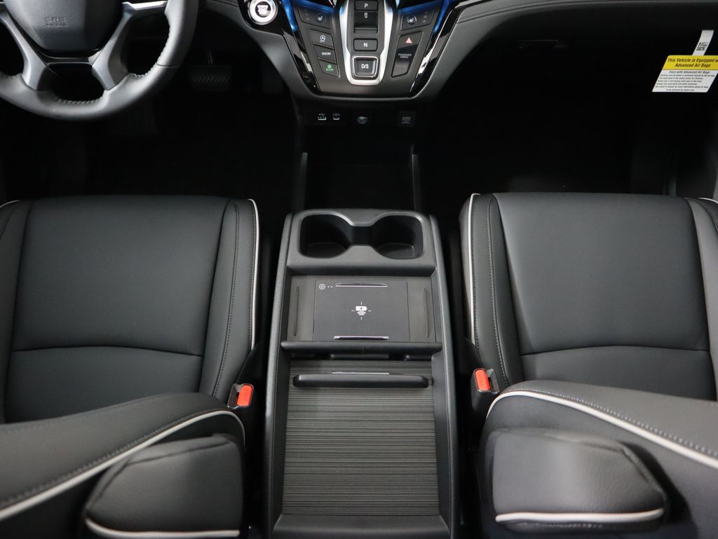 Thumbnail: 2026 Honda Odyssey - 17