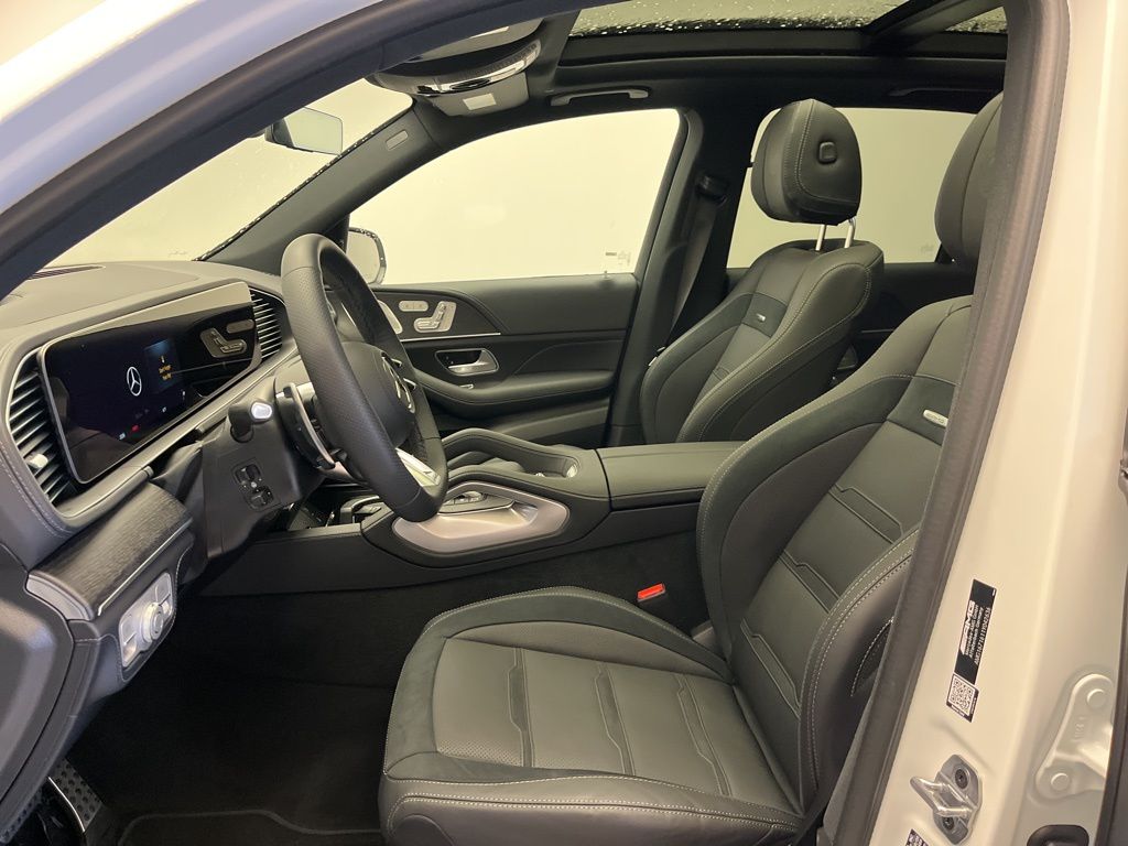 Thumbnail: 2026 Mercedes-Benz GLE - 13