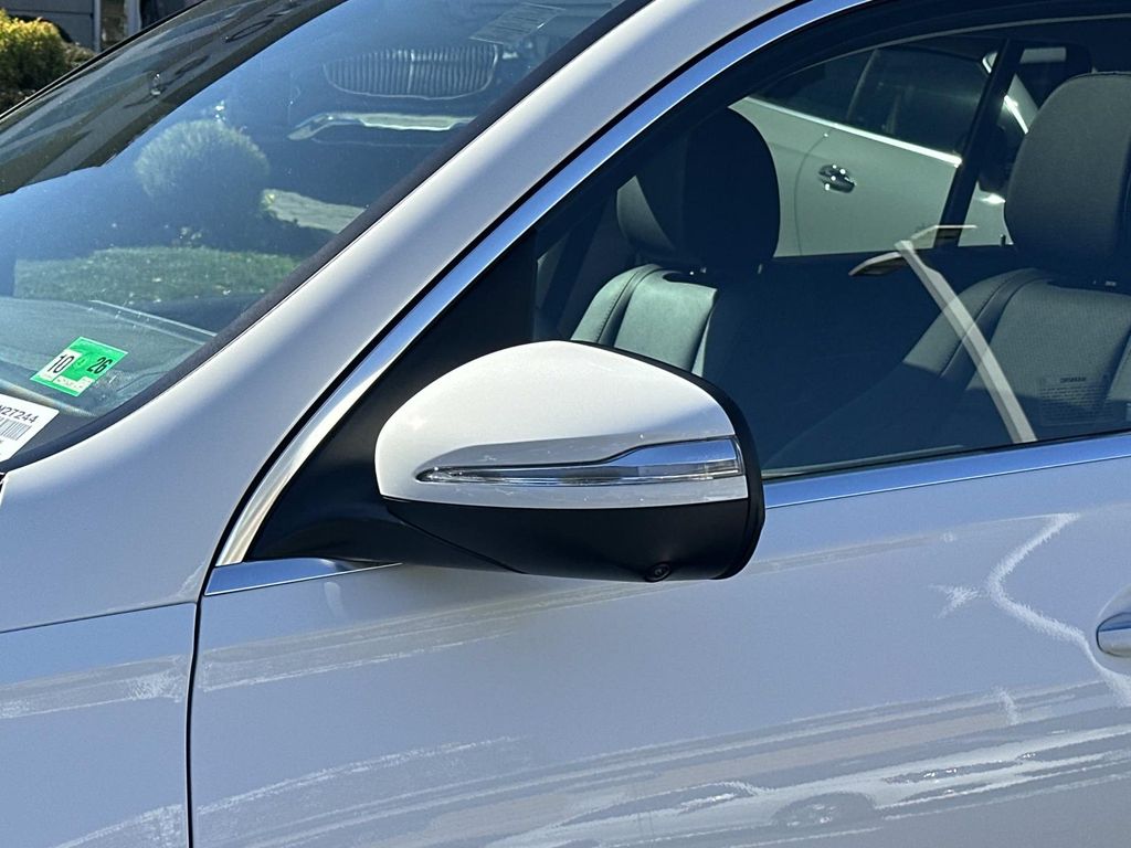 Thumbnail: 2024 Mercedes-Benz GLS - 13