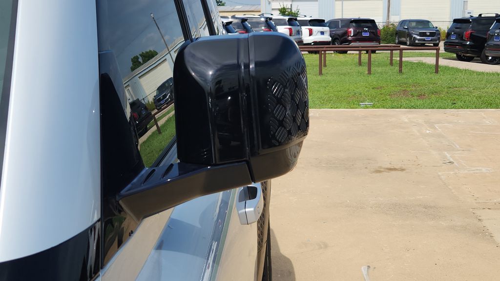 2023 Land Rover Defender 110