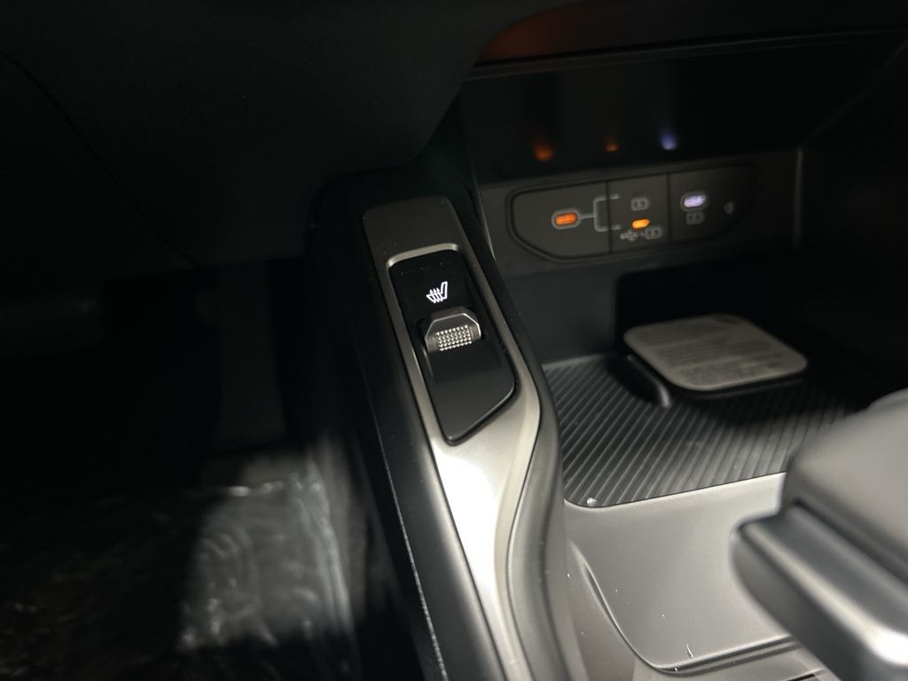 new 2026 Kia Sorento car, priced at $38,465