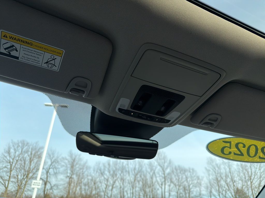 Thumbnail: 2025 Honda Pilot - 14