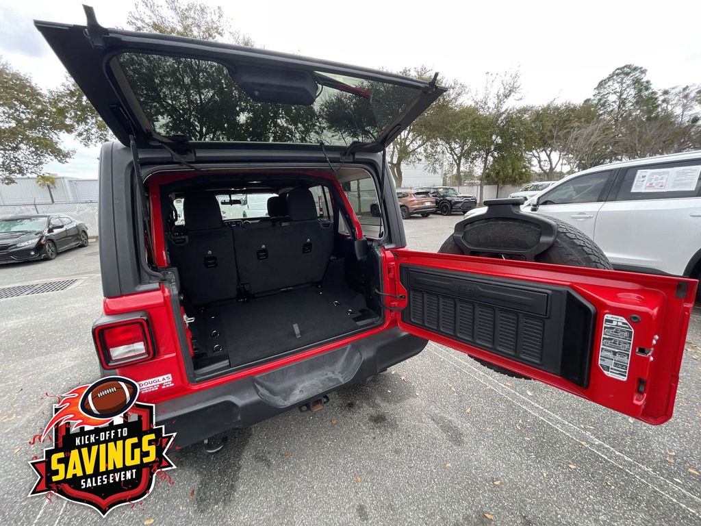 Used 2021 Jeep Wrangler SUV
