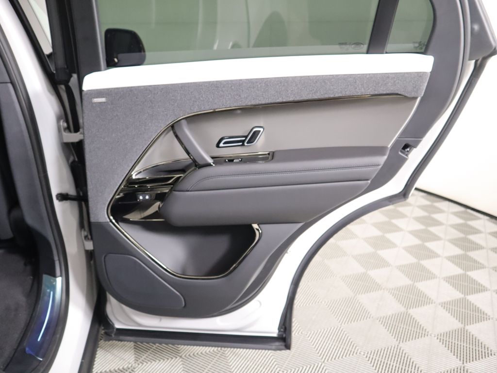 Thumbnail: 2025 Land Rover Range Rover Sport - 28
