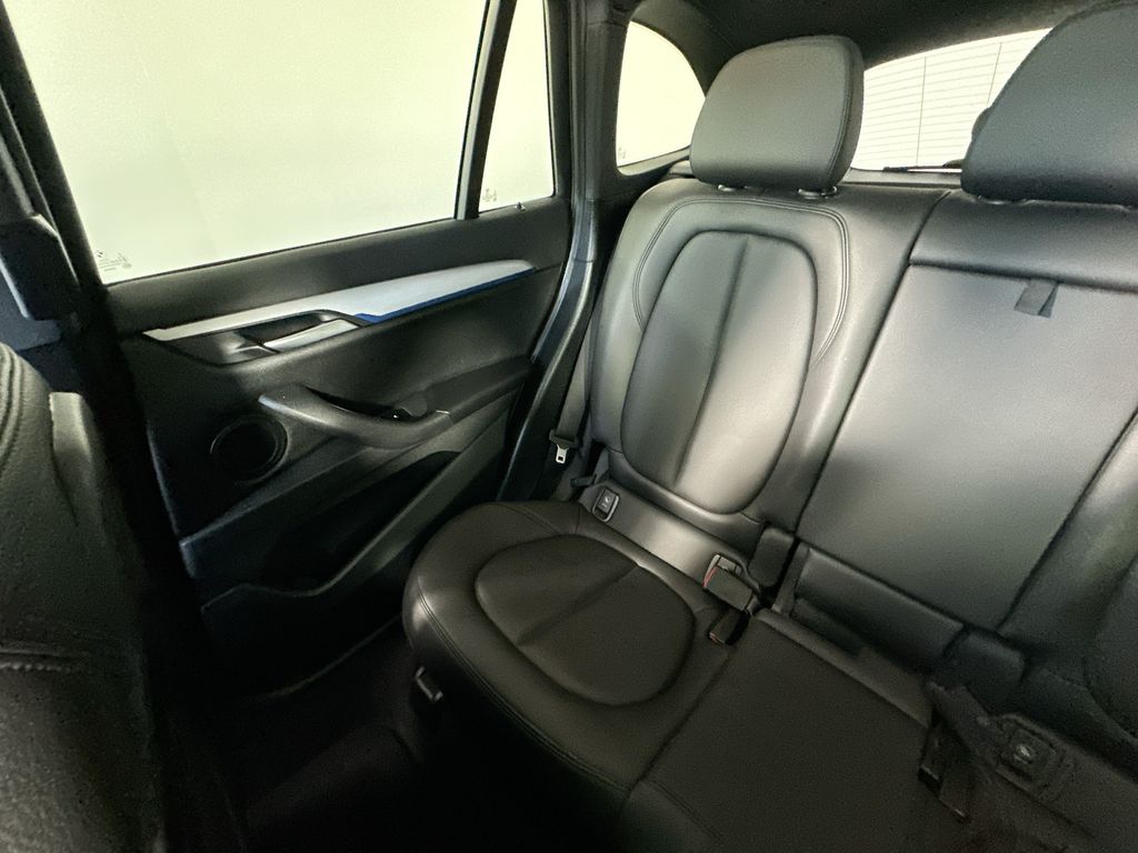 BMWX112