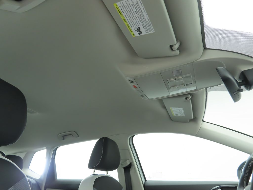 Thumbnail: 2025 Volkswagen Taos - 18